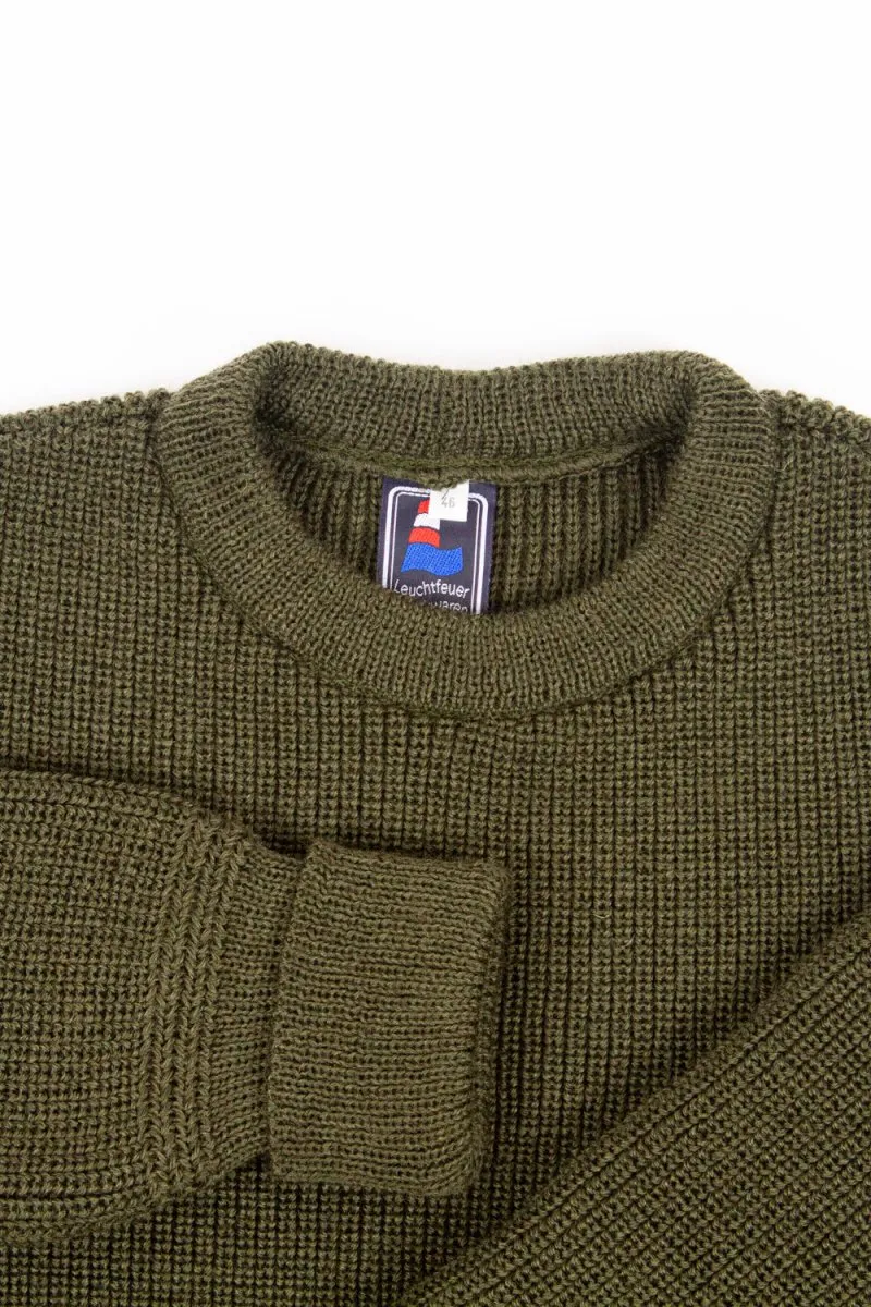 Robin | Olive Green